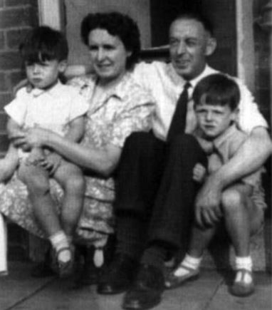 Mary Patricia McCartney with her husband James McCartney and kids Paul McCartney and Mike McGear